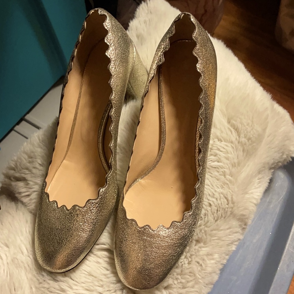 Chloe metallic scallop heels